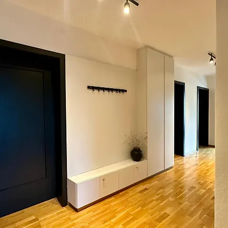 Apartment 22